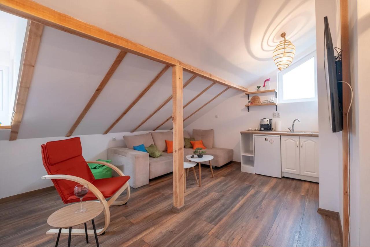 Entire Central House With Guest Rooms & Garden Sofie Exteriér fotografie
