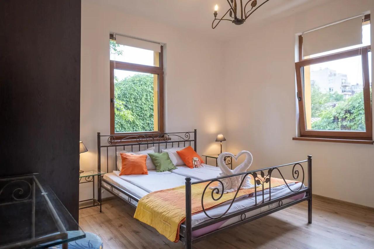 Entire Central House With Guest Rooms & Garden Sofie Exteriér fotografie